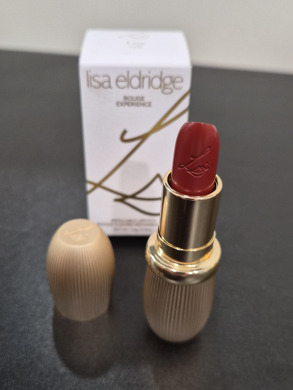 Red Luxe Lipstick - Creamy Red